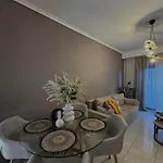 Harmony Downtown House *