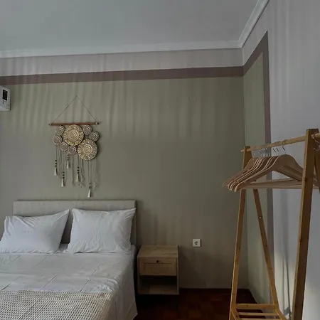 Harmony Downtown House * קאבאלה