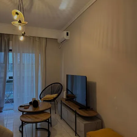 Harmony Downtown House * كافالا