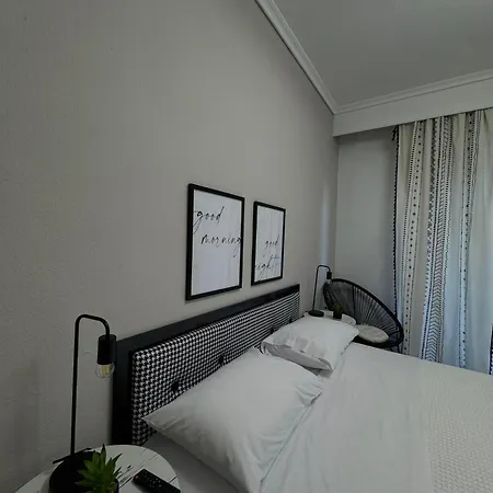 Harmony Downtown House *